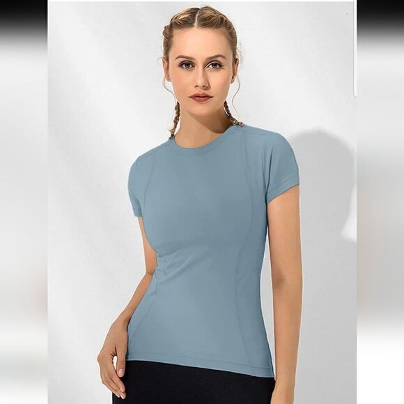 NEW! Compression Crop Top short Sleeve Shirt new - Picture 1 of 11